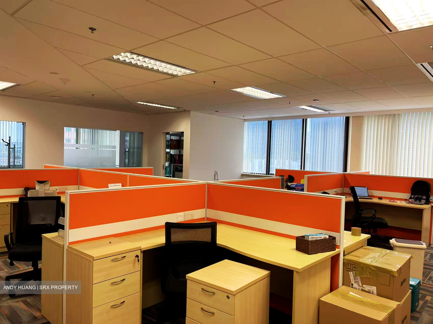 United Square (D11), Office #463686851